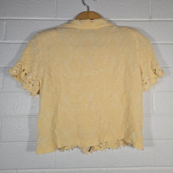 Vtg Butter Yellow Textured Shell Button Shirt 10 Short Sleeve Blouse Top Lace - Picture 7 of 7